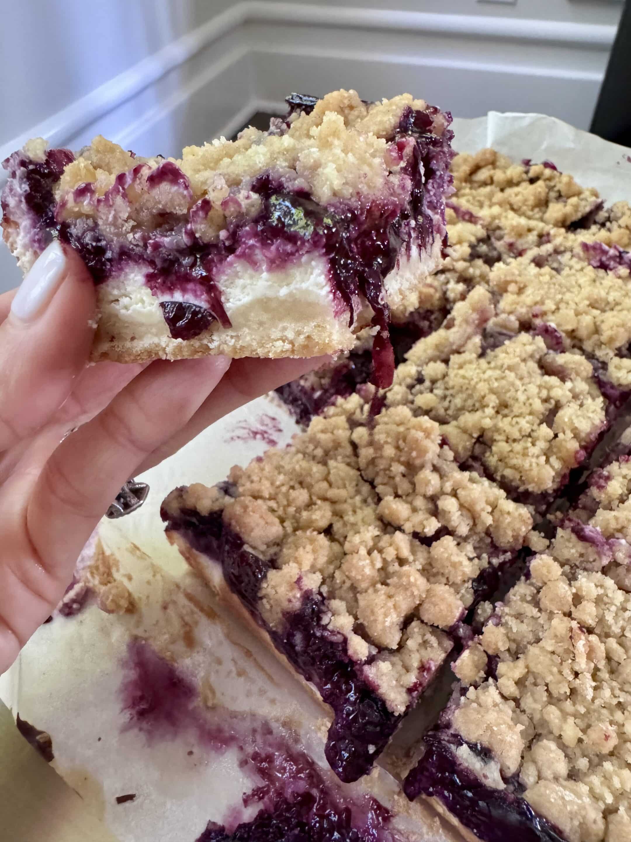 Blueberry Cheesecake Crumble Bars
