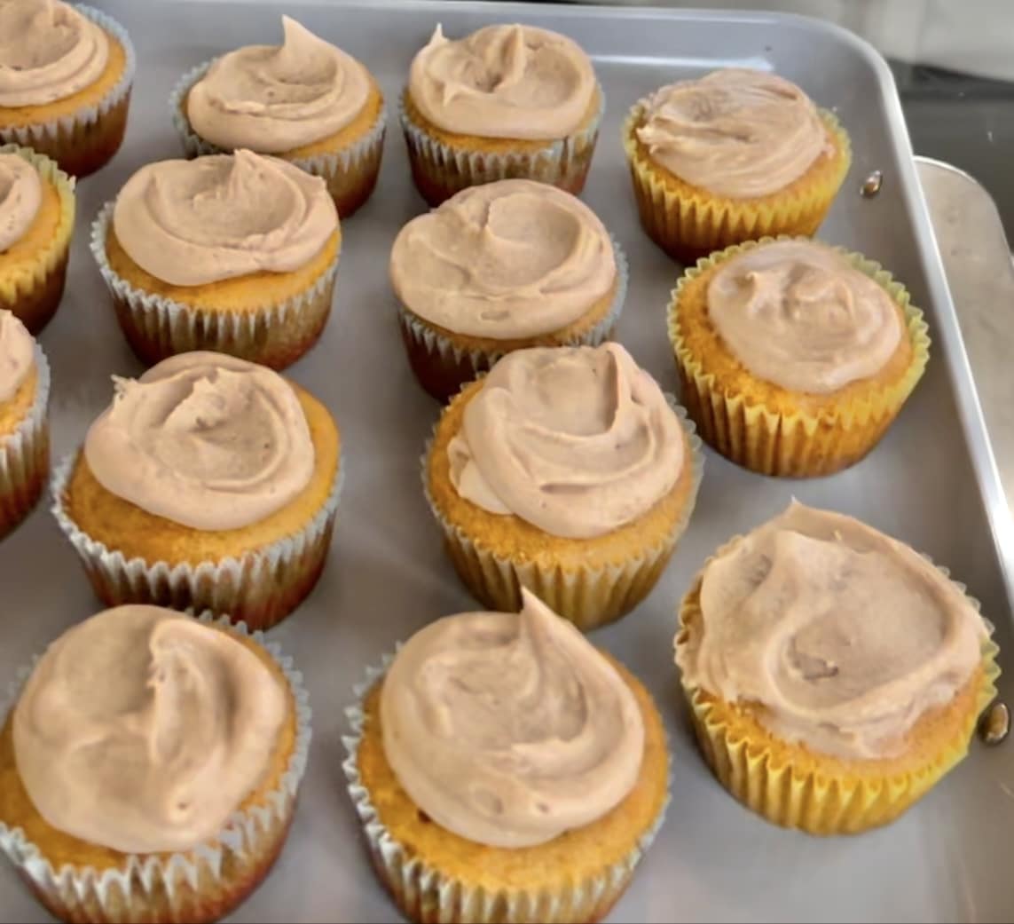 Carrot Cake Cupcakes with Cinnamon Ginger Cream Cheese Frosting